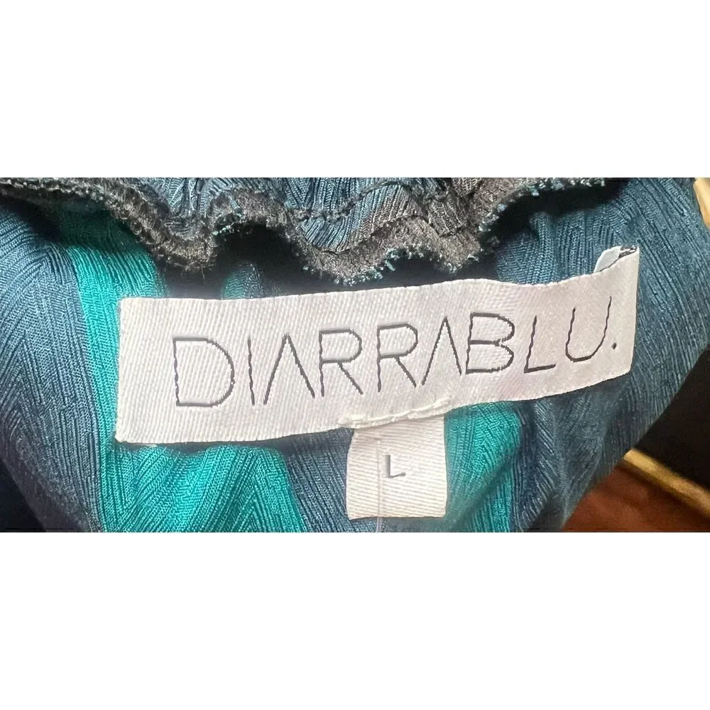 Diarrablu Wairu Top in Baol Teal NWT Size Large